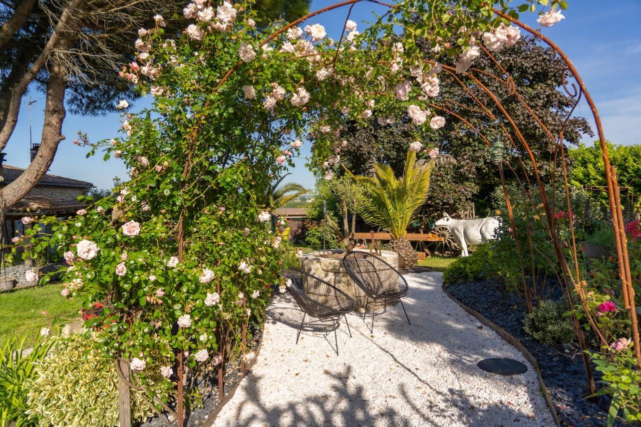 Bed and Breakfast Le Bassin Du Tertre Fronsac  Exterior foto