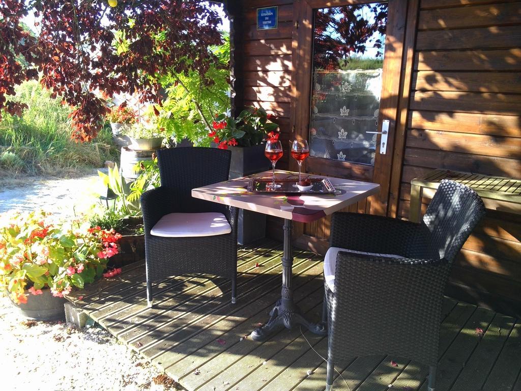 Bed and Breakfast Le Bassin Du Tertre Fronsac  Zimmer foto